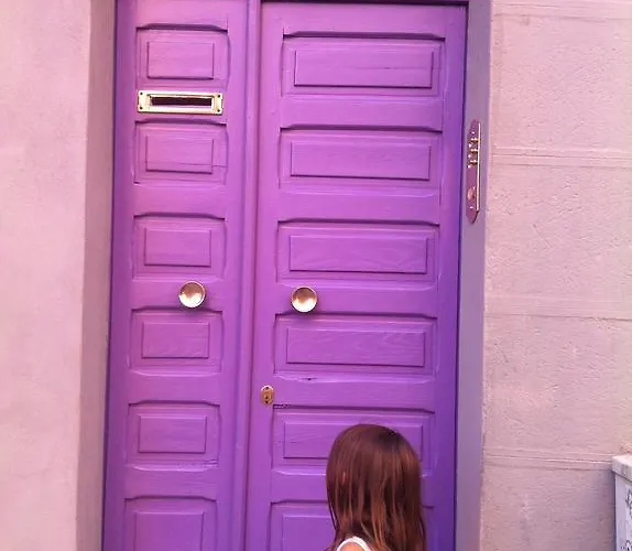 Numero 3 3* Кальяри